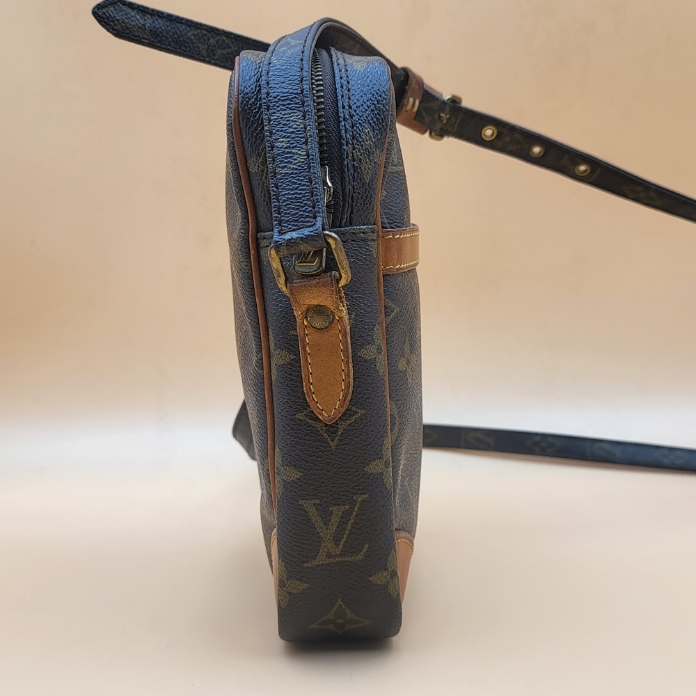 Louis Vuitton Danube Monogram Shoulder Crossbody Bag..authentic. !! - Picture 3 of 16